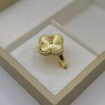 Каблучка Van Cleef з металевою серцевиною 2