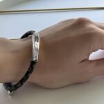 Браслет Louis Vuitton на затяжці срібло на руці