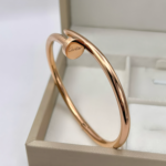 Жорсткий браслет-цвях Cartier рожеве золото1