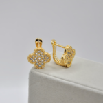 Сережки Van Cleef у камінні з англійською застібкою та логотипом лимонне золото1