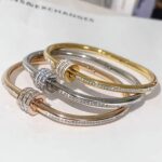Жорсткий браслет з камінням на викрутці