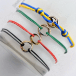 Нитковий браслет Cartier з логотипом