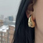 Великі сережки Краплі золото на вусі