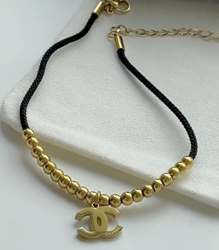 Ниткові браслети на ніжку Chanel