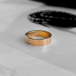 Класична каблучка BVLGARI з камінчиком рожеве золото2
