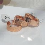 Каблучка Louis Vuitton з логотипом рожеве золото3