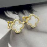 Сережки Van Cleef з італійською застібкою та сяючим обрамленням золото