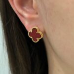 Сережки Van Cleef з агатом та італійською застібкою на вусі