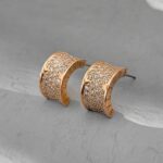 Вишукані мінімалістичні сережки BVLGARI з камінням та логотипом рожеве золото