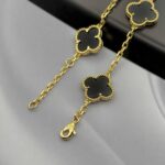 Класичний браслет Van Cleef з логотипом у золоті чорний застібка