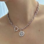 Підвіс BVLGARI з камінням та логотипом срібло на тілі