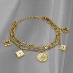 Подвійний ланцюговий браслет Louis Vuitton з підвісками лимонне золото