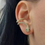 Сережки-кафи у вигляді змій з камінням золото на вусі
