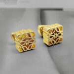 Сережки-пусети Loewe з логотипом золото