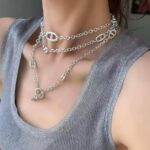 Довгий підвіс Hermes срібло на тілі