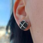 Сережки з керамікою та камінням у вигляді конюшини чорний на вусі