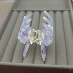 Заколка-краб для волосся у вигляді метелика з ліловими вкрапленнями застібка