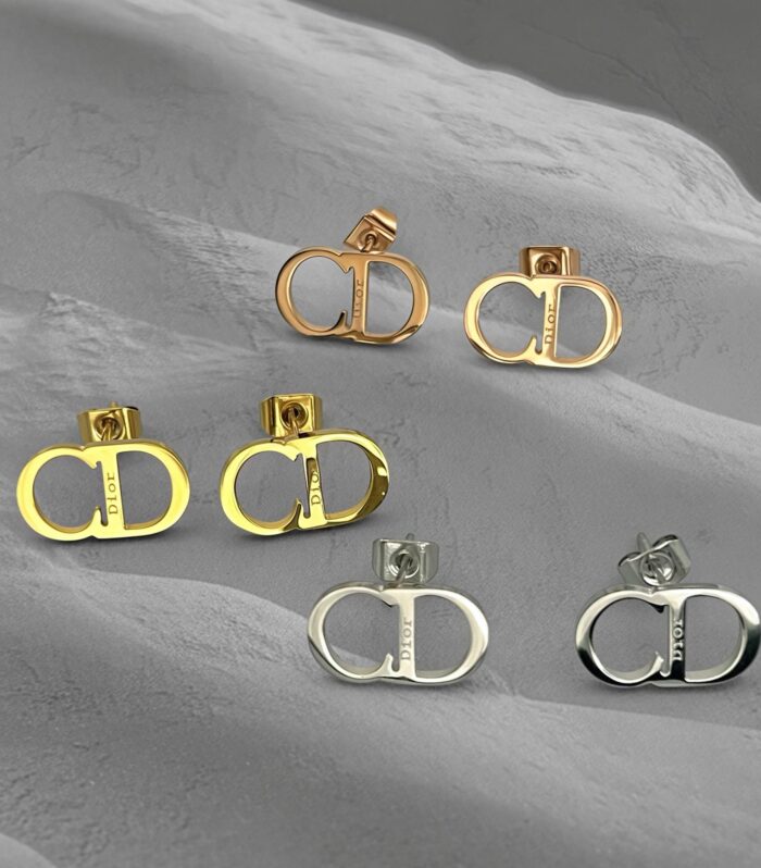 Сережки-пусети Dior з логотипом